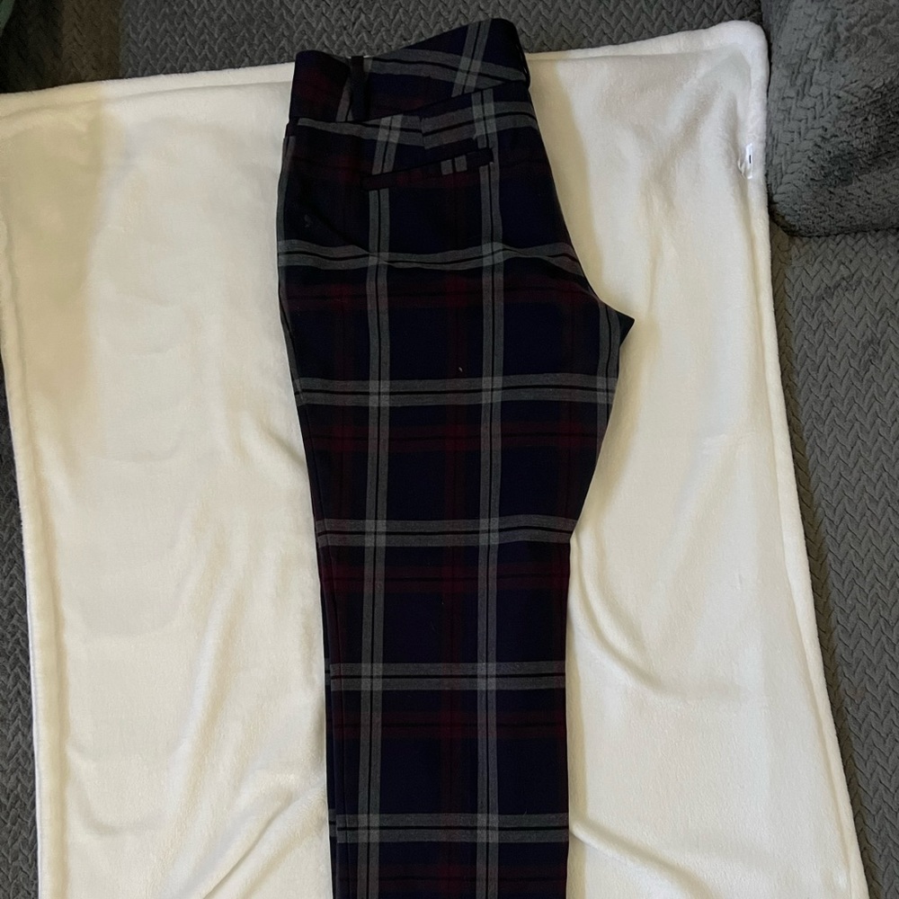 The Limited Crop Pants